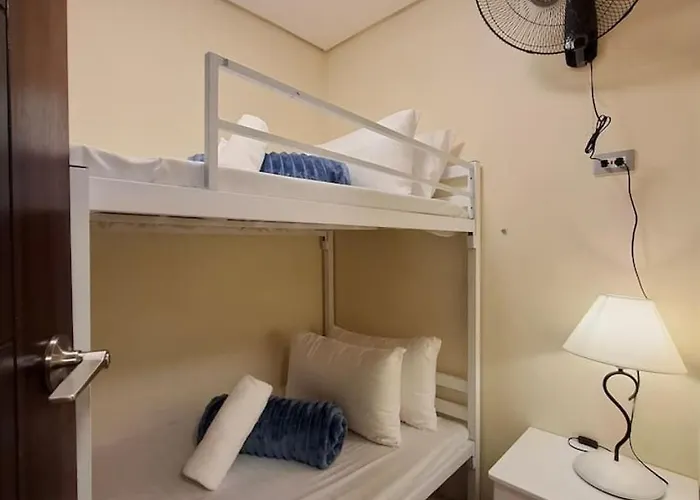 Apartamento 3br Grand-100sqm-free Parking-pet-moa,ccp,wtc,airport Manila