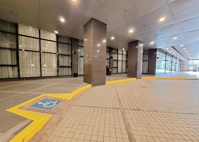 3br Grand-100sqm-free Parking-pet-moa,ccp,wtc,airport Apartamento