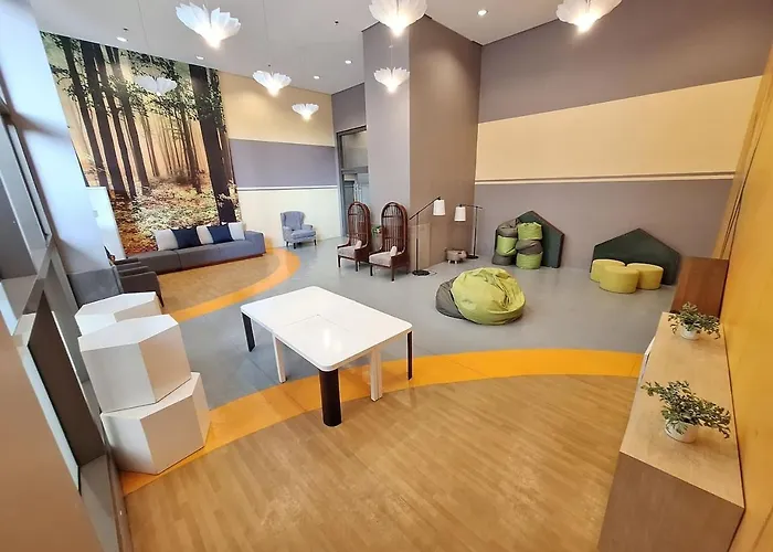 3br Grand-100sqm-free Parking-pet-moa,ccp,wtc,airport Manila